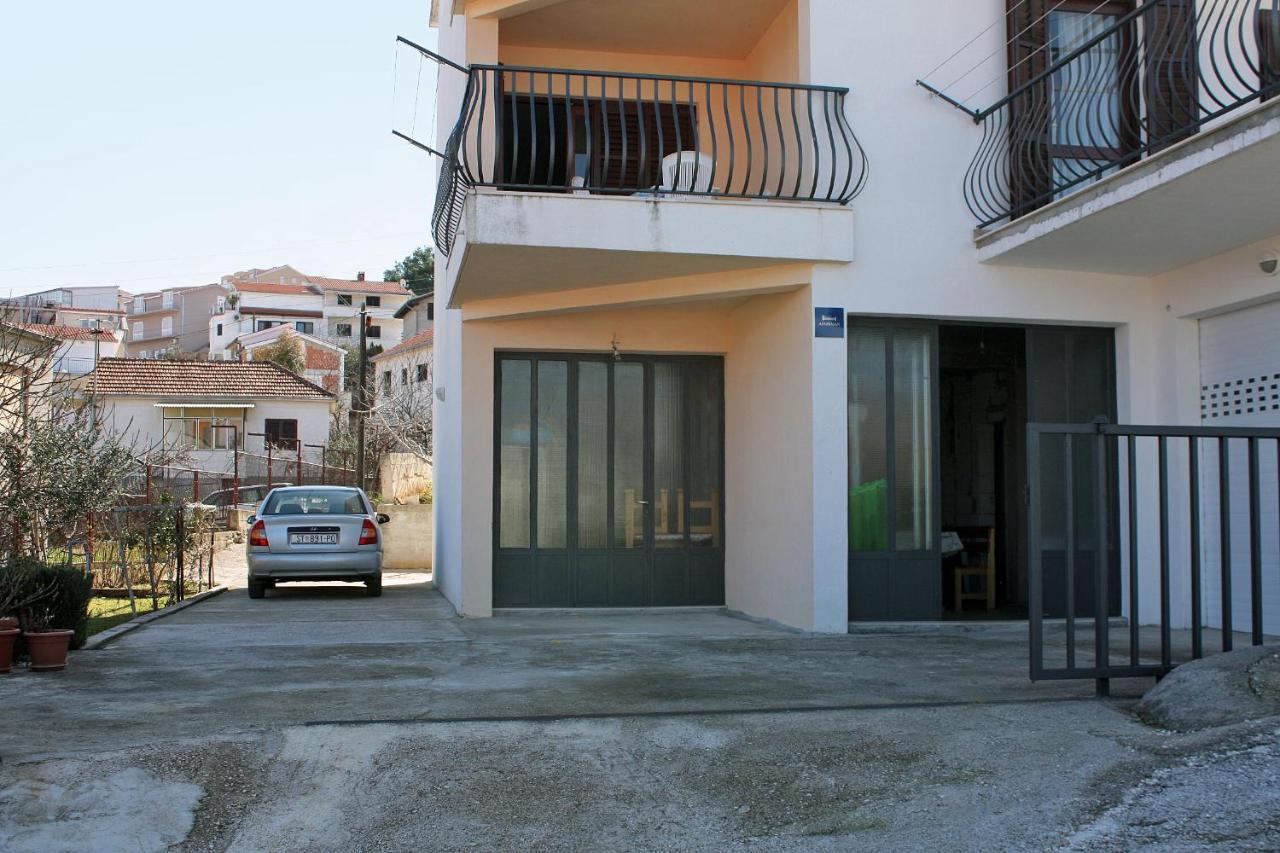 Apartments By The Sea Mastrinka, Ciovo - 4836 Trogir Exterior foto